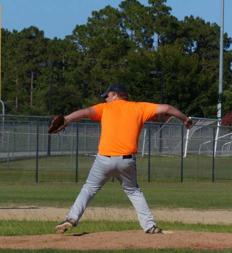 2013_07_07_CMBL_Father_Son_030FB_III_pitching_large