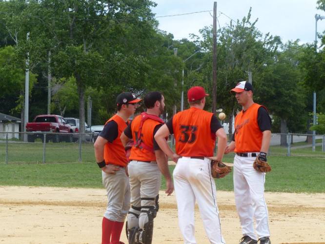 2013_06_09_CMBL_AD_v_QR__Pir_v_Out_036_large