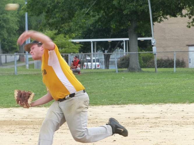 2013_06_09_CMBL_AD_v_QR__Pir_v_Out_057_large